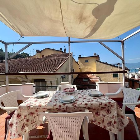 Terrazza Del Centro Apartment Леричи Екстериор снимка